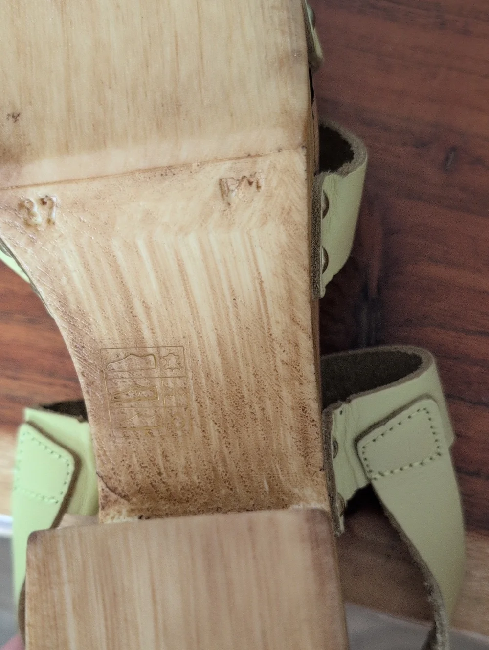 River Island Yellow Strappy Platform Sandals Clogs Size 37